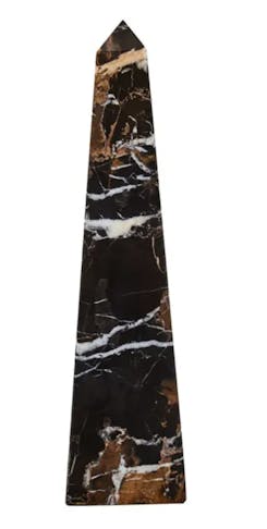 Salmo Large Black Marble Obelisk