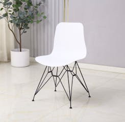 Set of 4 White Celle Plastic Chairs